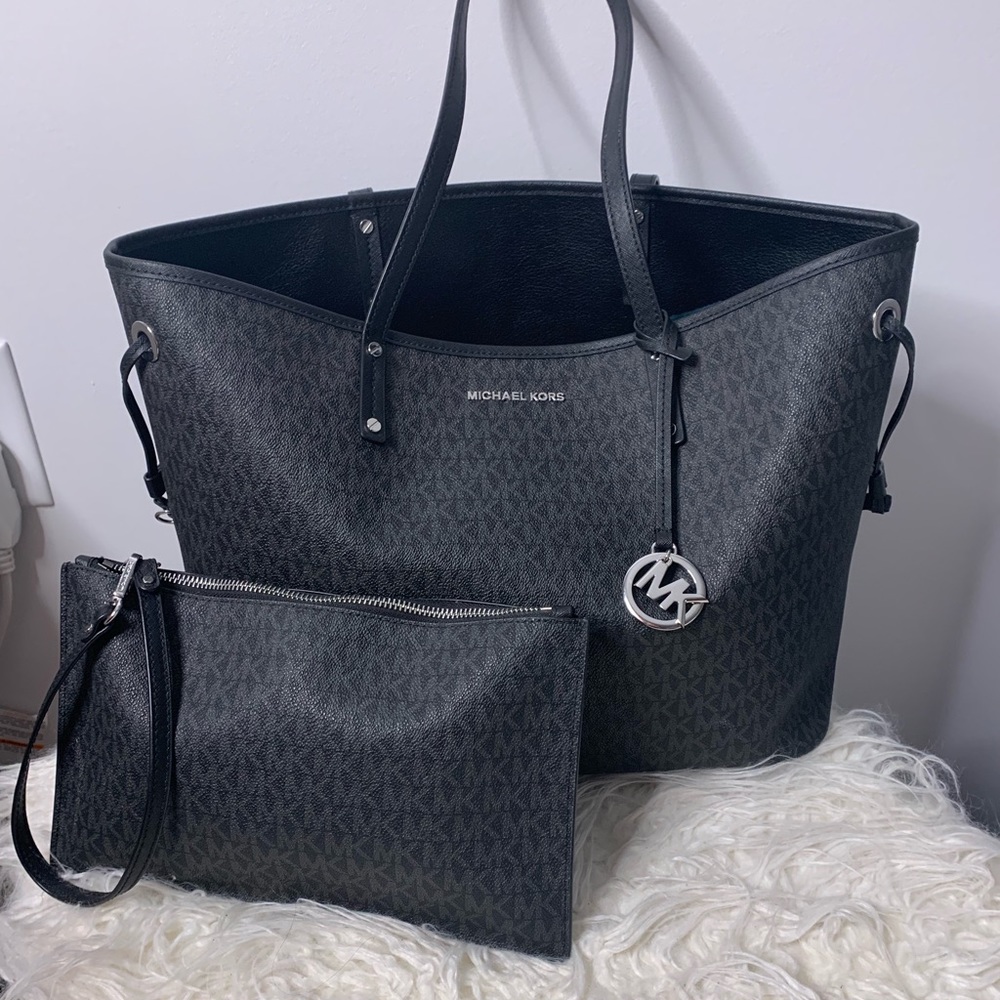 Purse and Large wristlet
